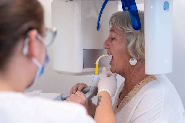 Best Mobile Emergency Dentist in Galls, IN